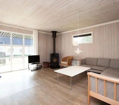 Prázdninový areál Ho Three-bedroom 13 *