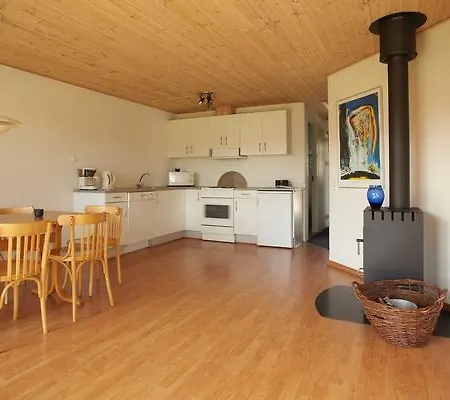 Ho Three-bedroom 13 *
